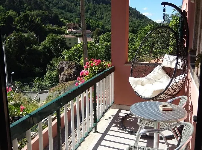 Residencial Ribeiro 3*